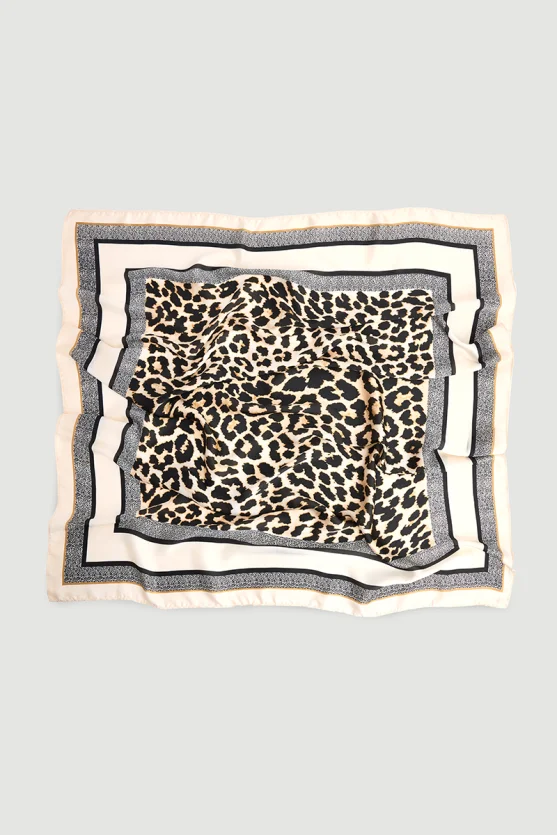 Leopard Print Large Scarf Beige - Gusto