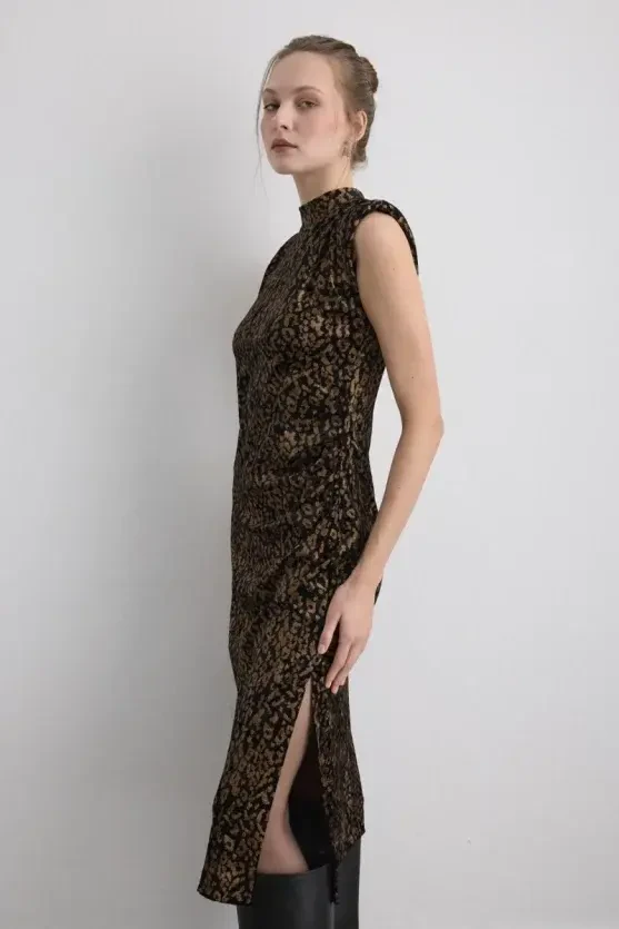 Leopard Print Long Velvet Dress - Black - 6