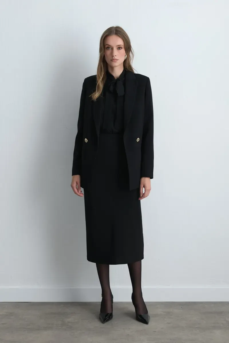 Long Crepe Jersey Skirt with Slit - Black - Gusto