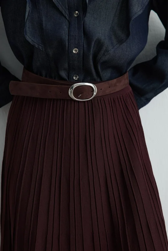 Long Knit Pleated Skirt - Brown - Gusto