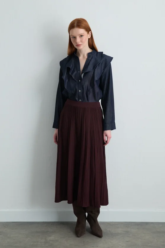Long Knit Pleated Skirt Brown - Gusto