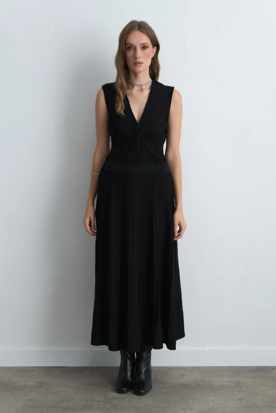 Long Pleated Knit Skirt Black - 4