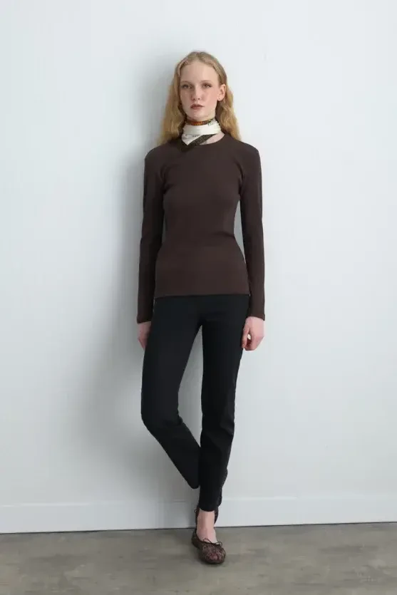 Long Sleeve Basic Cotton T-Shirt - Brown - Gusto