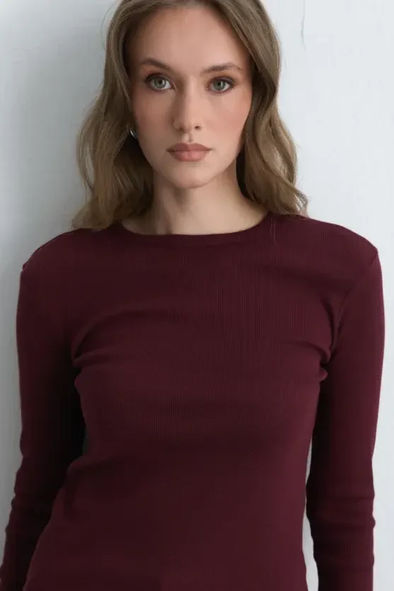 Long Sleeve Basic Cotton T-Shirt - Burgundy - Gusto