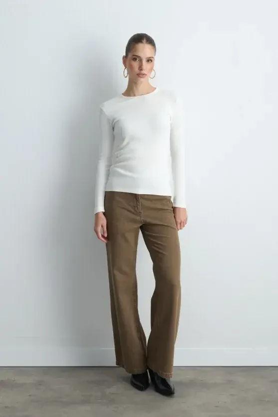 Long Sleeve Basic Cotton T-Shirt - Ecru - 2