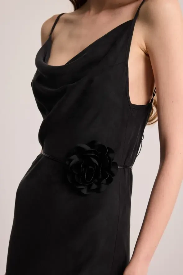 Long String Rose Brooch Necklace - Black - 5