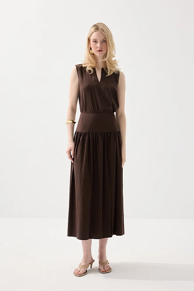 Long Tencel Skirt with Slit - Brown Brown