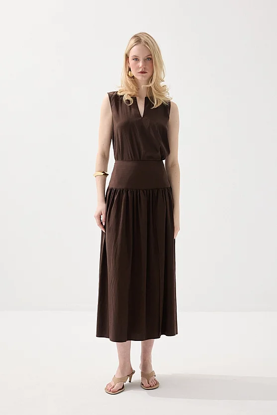 Long Tencel Skirt with Slit - Brown - Gusto