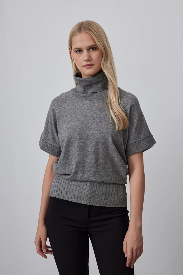 Low Sleeve Knitwear with Turtleneck - Grey - 1