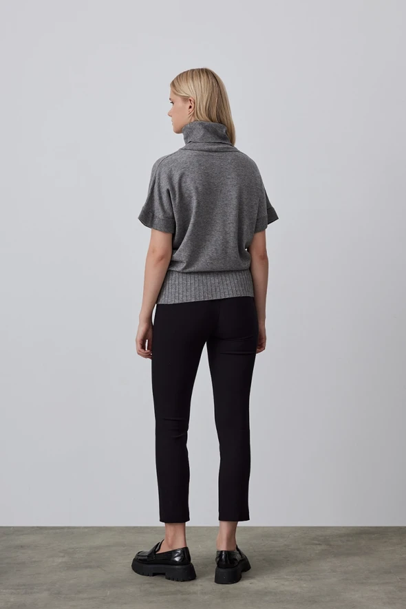 Low Sleeve Knitwear with Turtleneck - Grey - 4