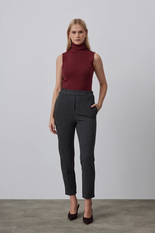 Lurex Striped Knitted Pants - Gray - 2