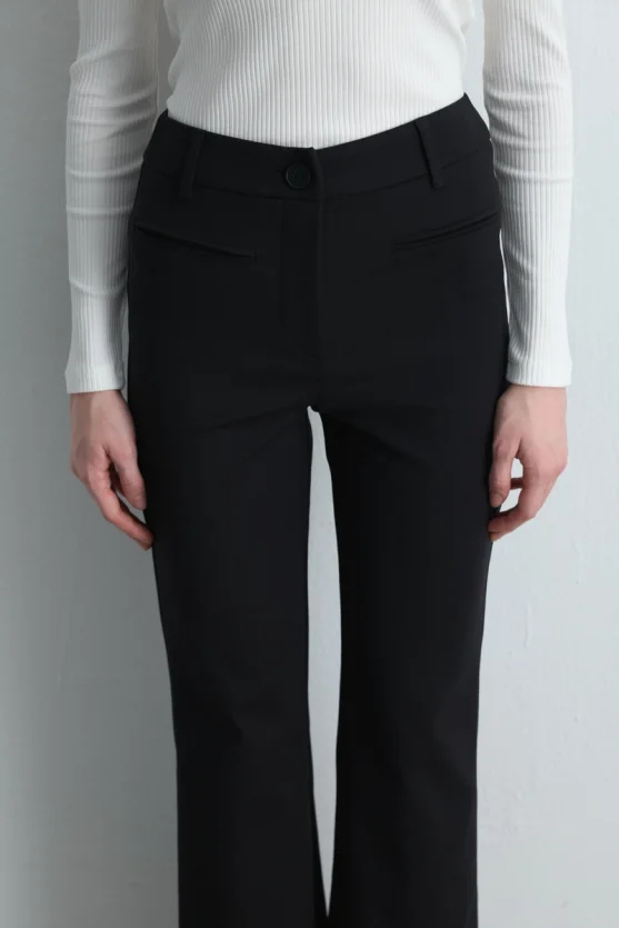 Magic Flare Pants Black - Gusto