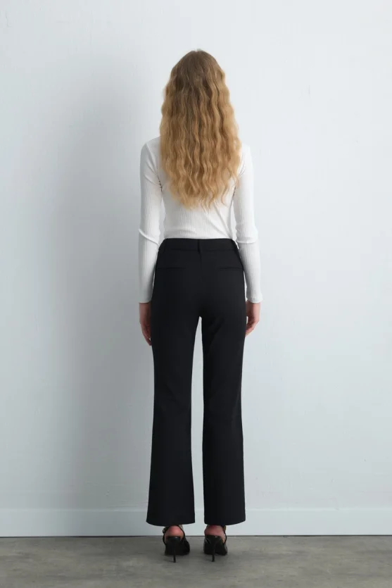 Magic Flare Pants Black - Gusto