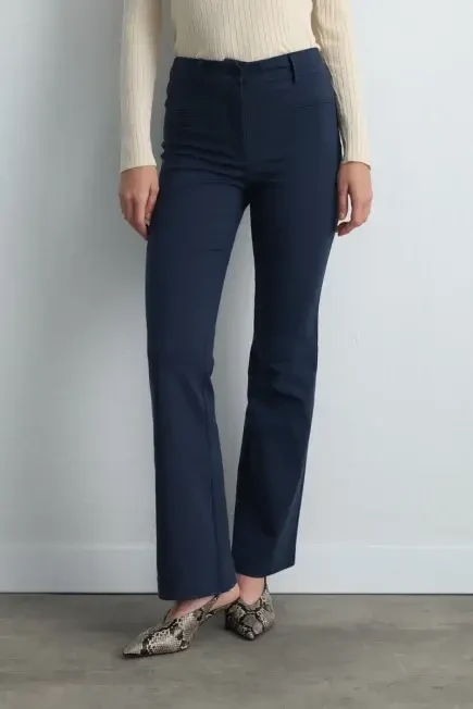 Magic Flare Pants - Navy Blue - Gusto (1)