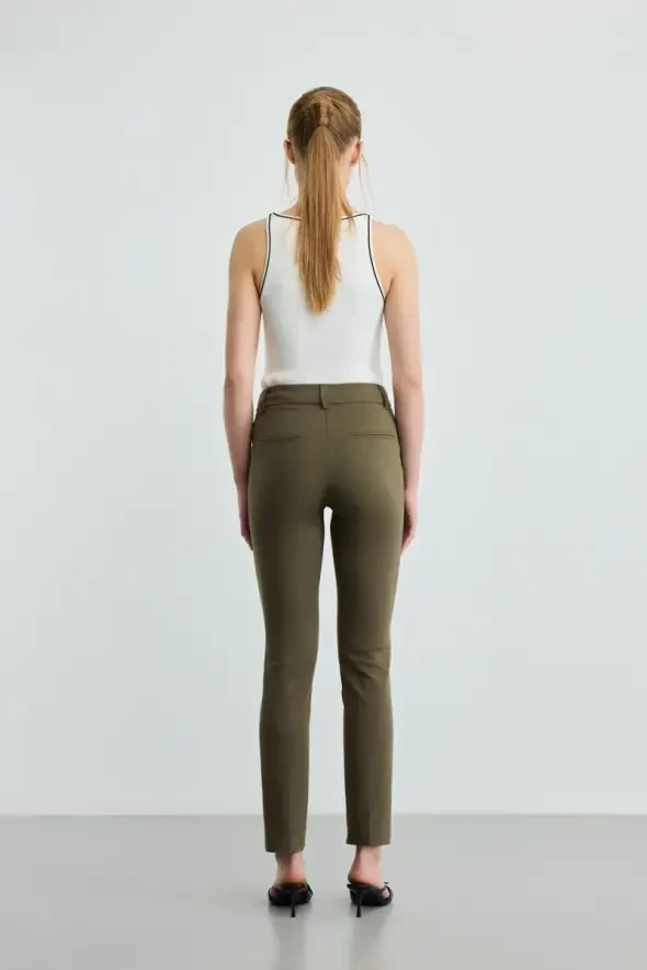 Magic Pants - Khaki - 4