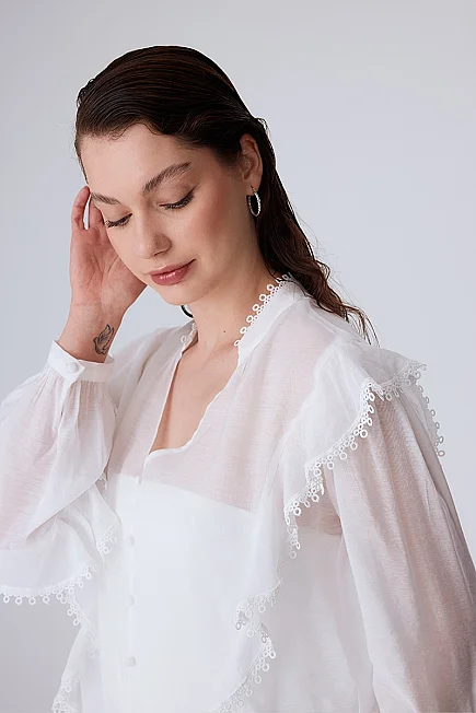 Mandarin Collar Ruffle Blouse - White - Gusto