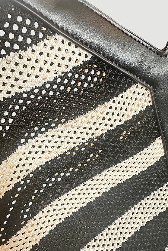 Mesh Straw Bag with Wallet Detail - Black - Gusto