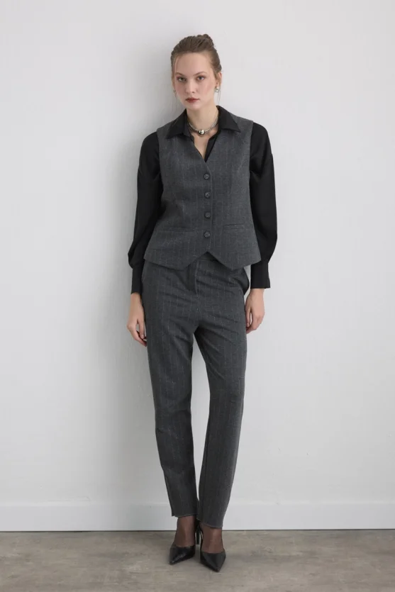 Metallic Striped Knit Vest Grey - Gusto