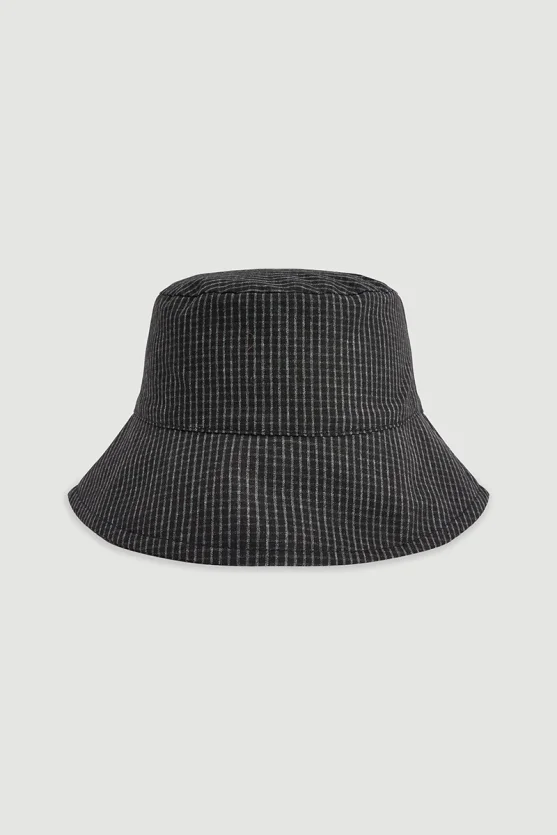 Mini Checkered Hat Black - Gusto