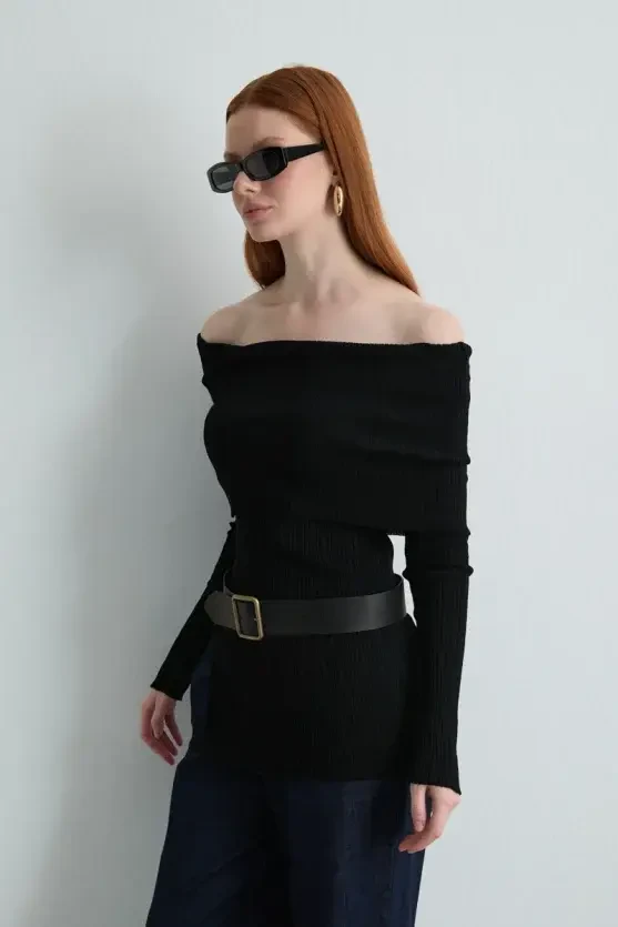 Off-Shoulder Rayon Knit Blouse - Black - 6