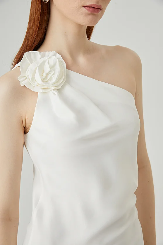 One-Shoulder Satin Dress with Rose Brooch - Ecru - Gusto