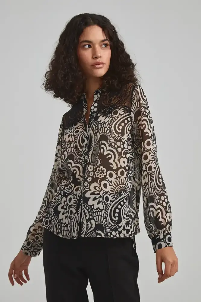 Patterned Blouse with Lace Garnish - Black Black