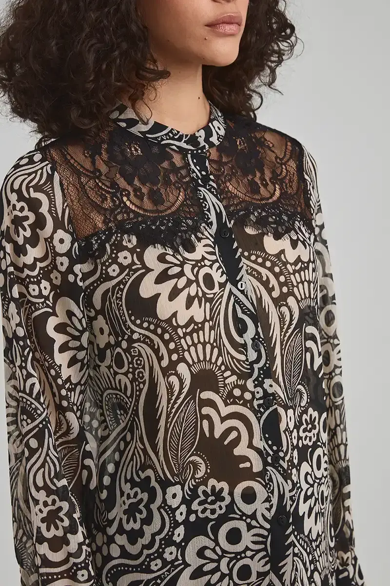 Patterned Blouse with Lace Garnish - Black - 4