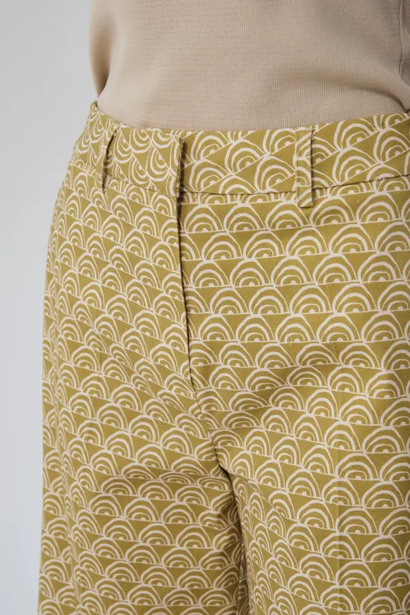 Patterned Cotton Bermuda Shorts - Green - 4