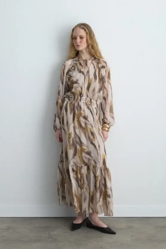 Patterned Long Chiffon Dress - Beige - Gusto
