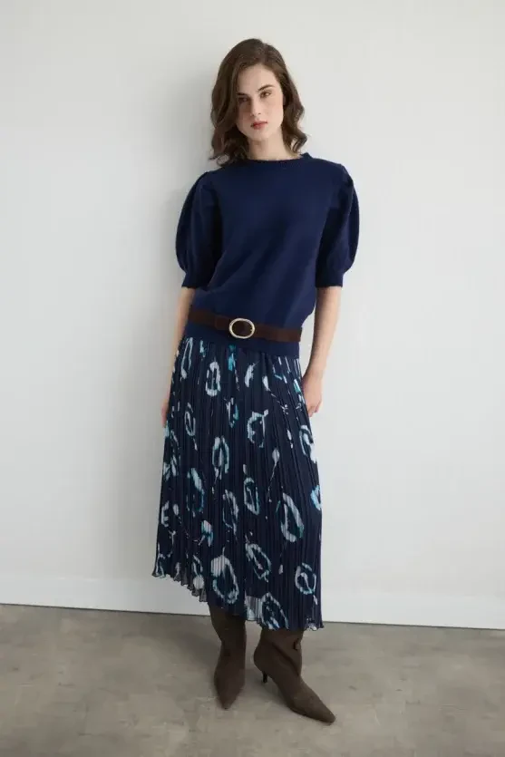 Patterned Long Pleated Skirt - Navy - Gusto