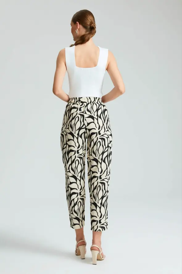 Patterned Pants with Elastic Waist - Black - 6