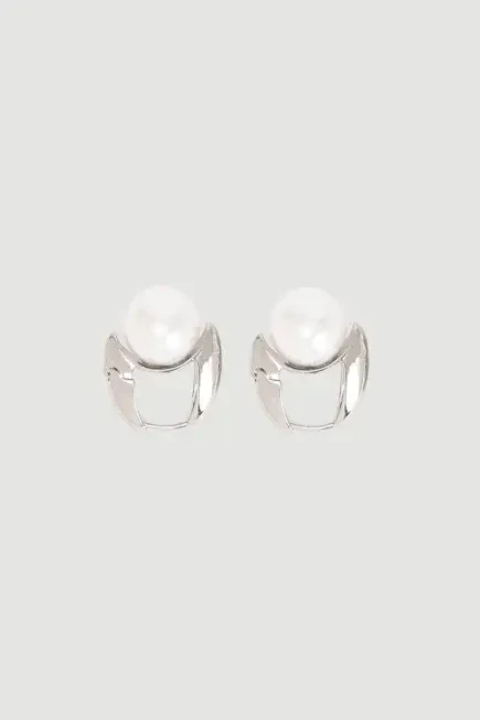 Pearl Earrings - Silver Silver