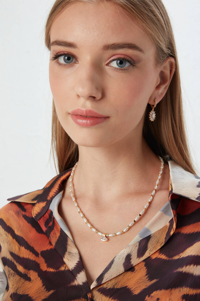 Pearl Necklace - Gold - 1