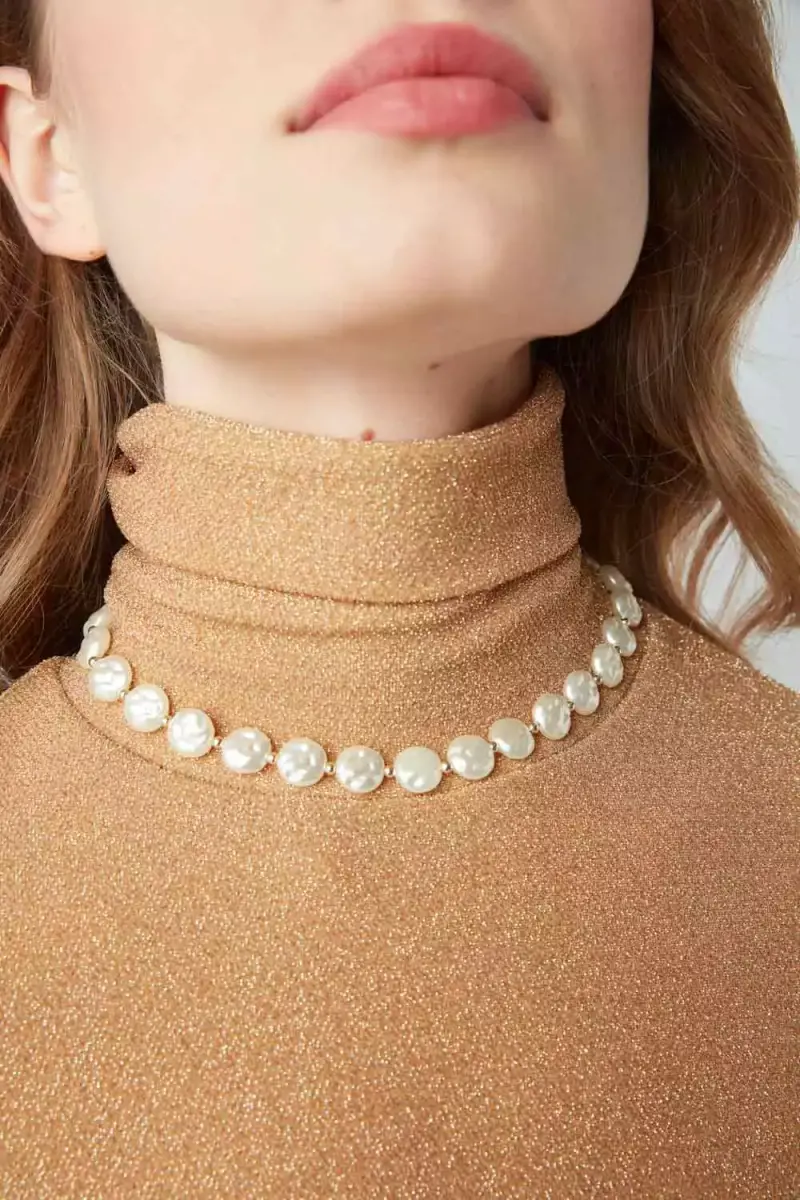 Gold pearl on sale necklace