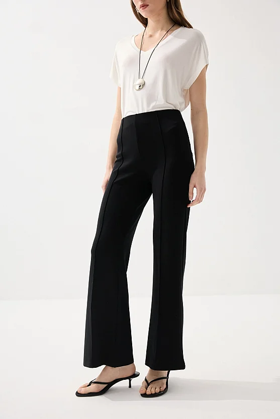 Pintuck Detail Flared Knit Pants - Black - 4