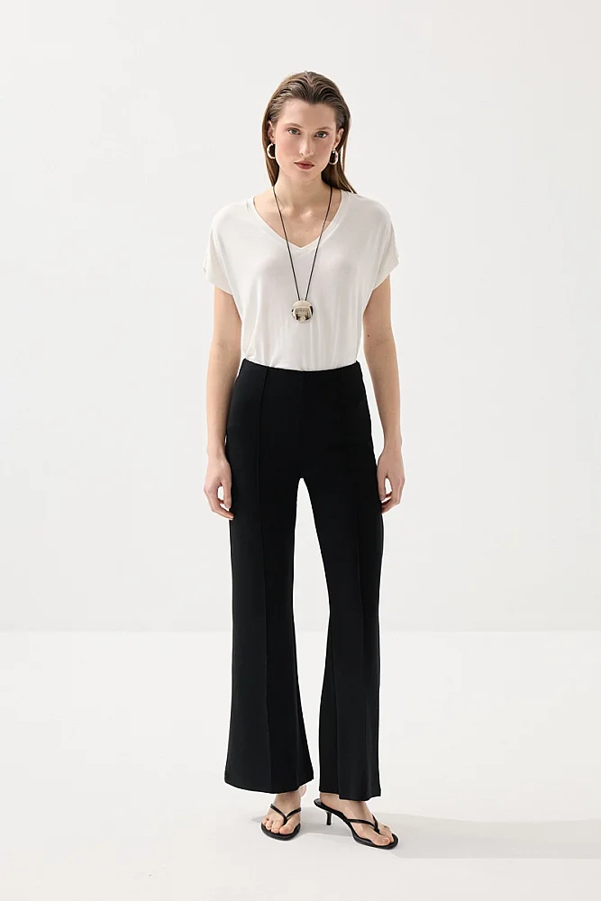 Pintuck Detail Flared Knit Pants - Black Black