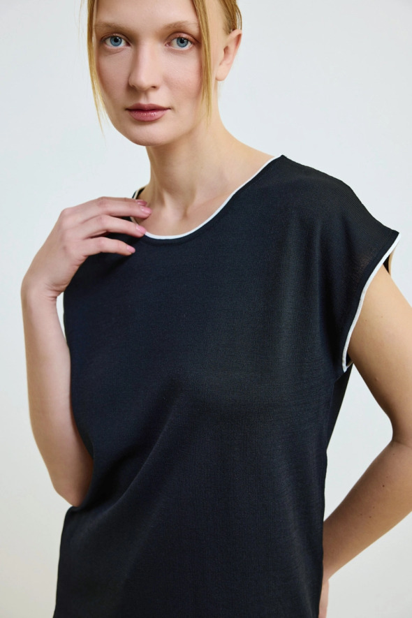 Piped Drop Shoulder Mercerized Knit Blouse - Black - Gusto