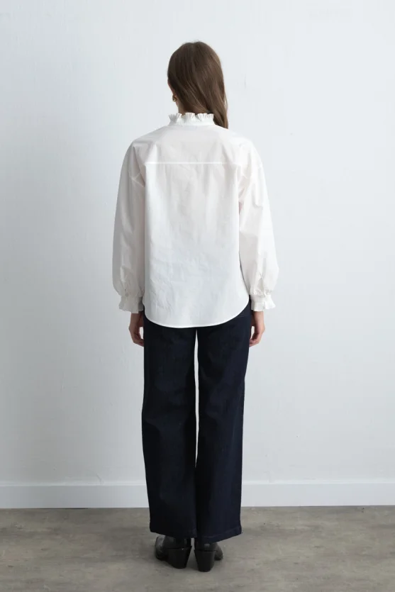 Pleated Collar and Sleeve Cotton Shirt White - Gusto