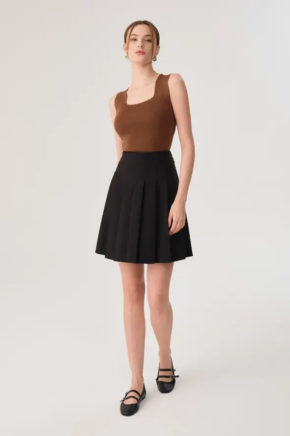 Pleated Mini Skirt - Black - 4