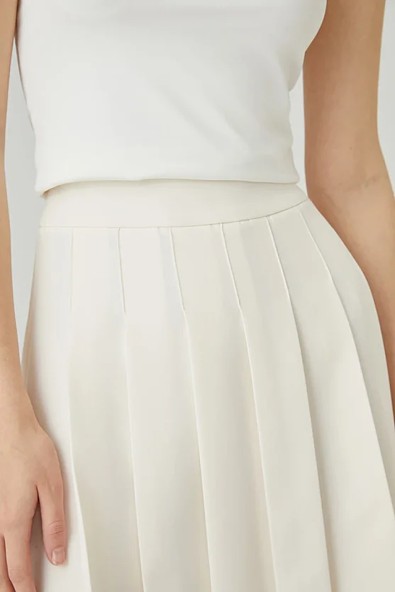 Pleated Mini Skirt - Ecru - Gusto