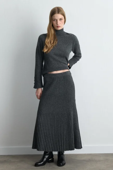 Pleated Wool Knit Skirt Anthracite - Gusto (1)