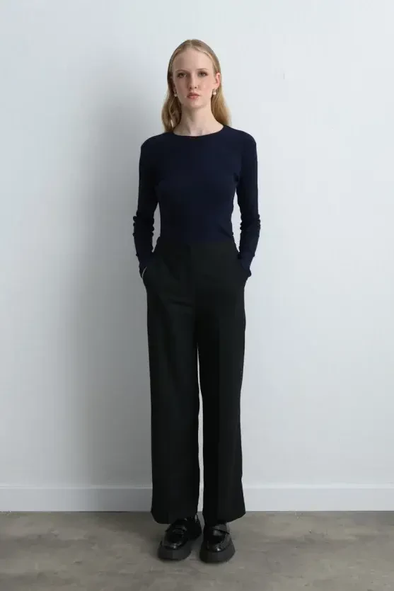 Pocketed Palazzo Pants - Black - Gusto