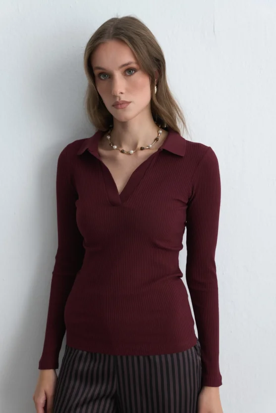 Polo Collar Cotton Knit Blouse - Burgundy - Gusto