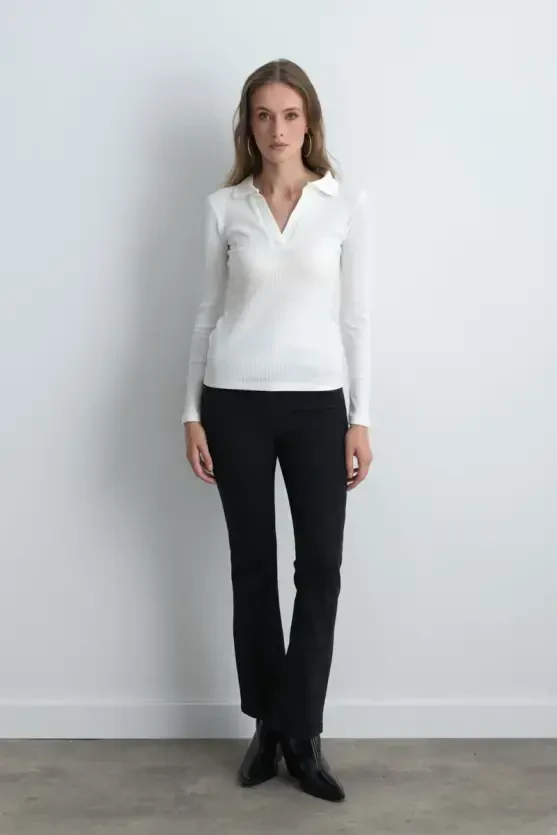 Polo Collar Cotton Knit Blouse - Ecru - 2