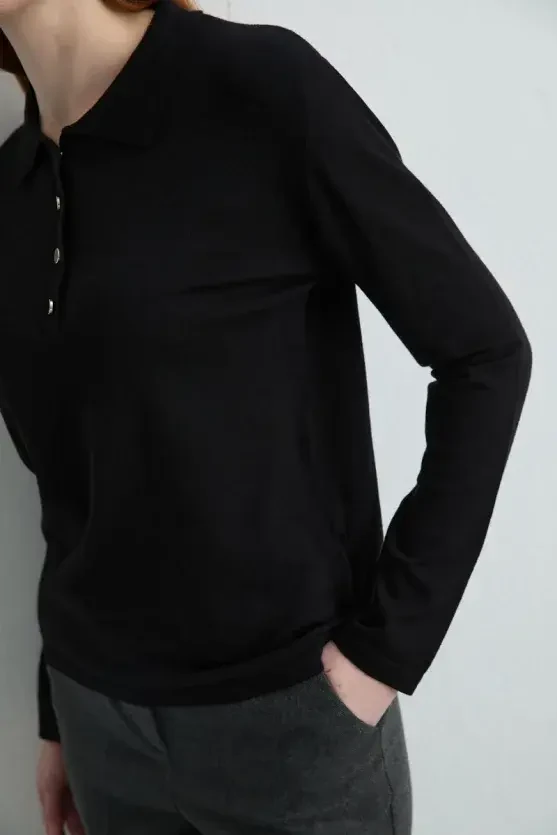 Polo Neck Buttoned Knit Blouse - Black - 3