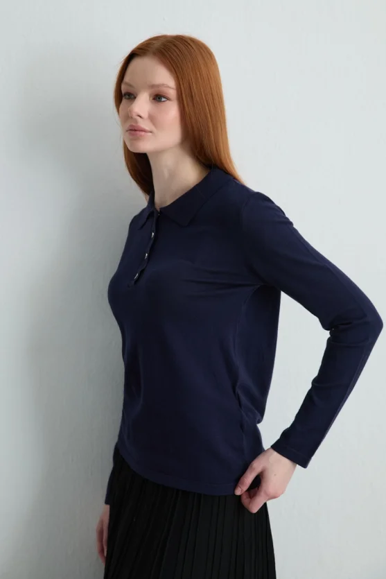 Polo Neck Buttoned Knit Blouse Navy Blue - Gusto