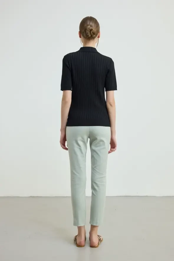 Polo Neck Short Sleeve Knit Blouse - Black - 4