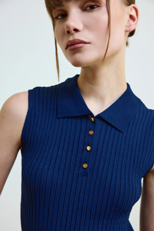 Polo Neck Sleeveless Knit Blouse - Navy - 4