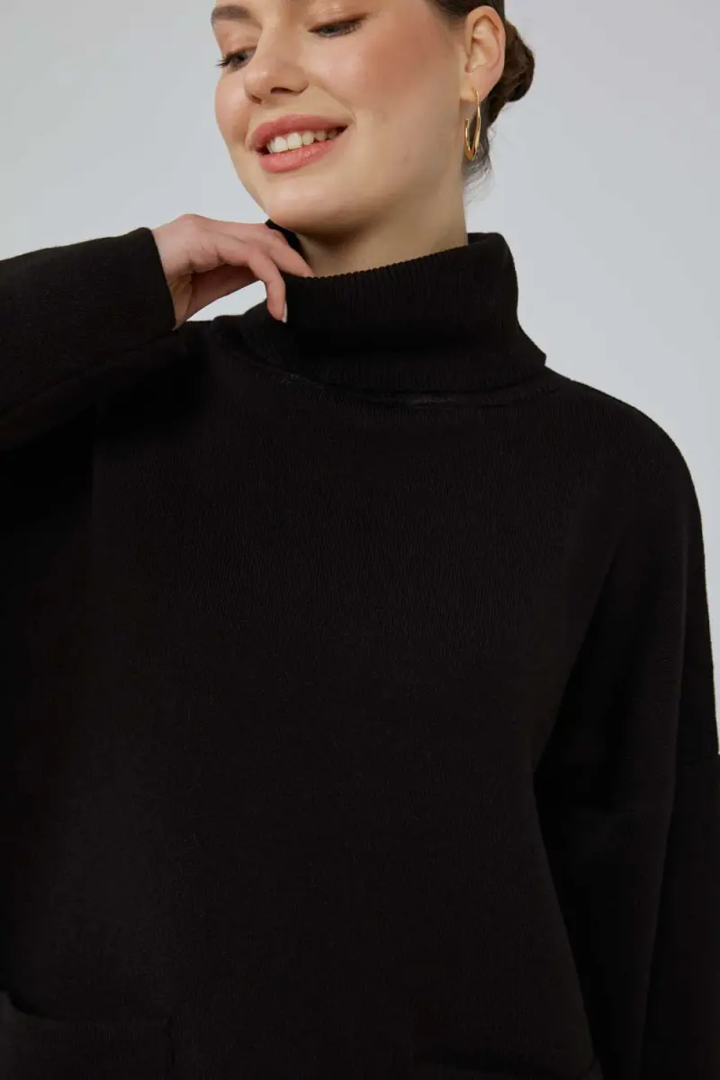 Pullover Sweater with Pocket - Black - 4