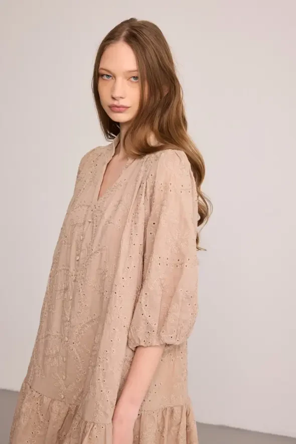 Relaxed Fit Broderie Dress - Beige - 3